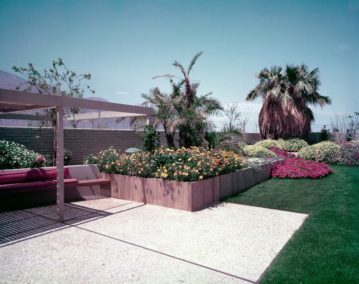 Julius Shulman © J. Paul Getty Trust. Getty Research Institute, Los Angeles (2004.R.10)