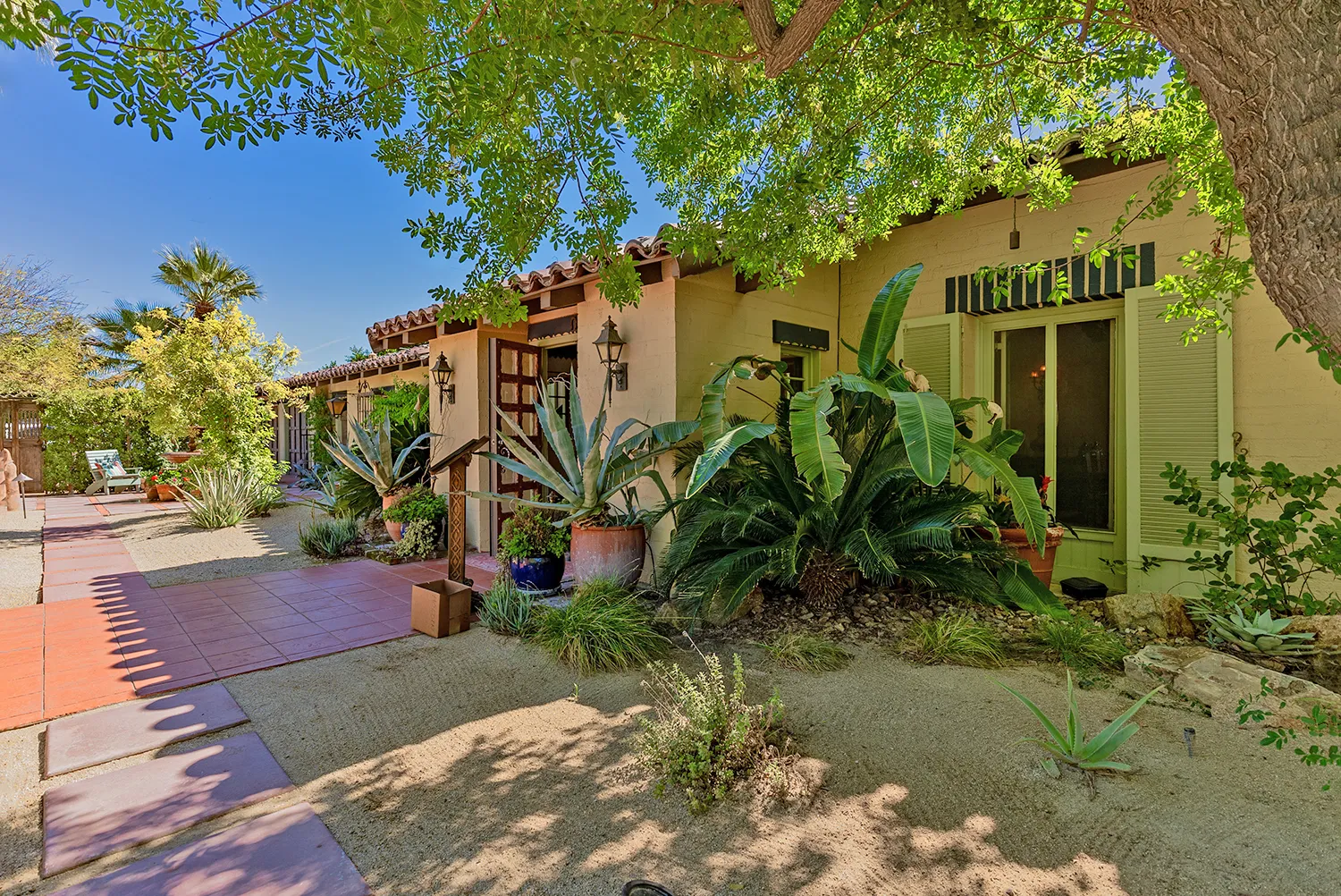 Courtesy John Lewis Marshall